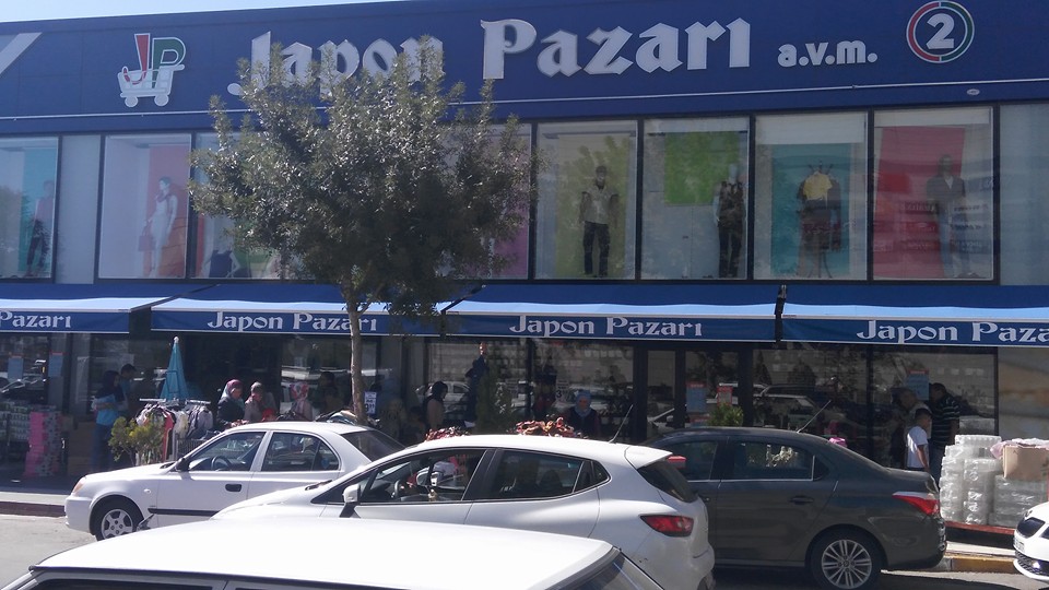 Japon Pazarı Mafsallı Tente